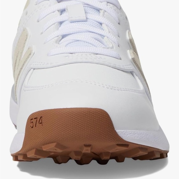 New Balance White and Cream golf shoes - Picture 4 of 9